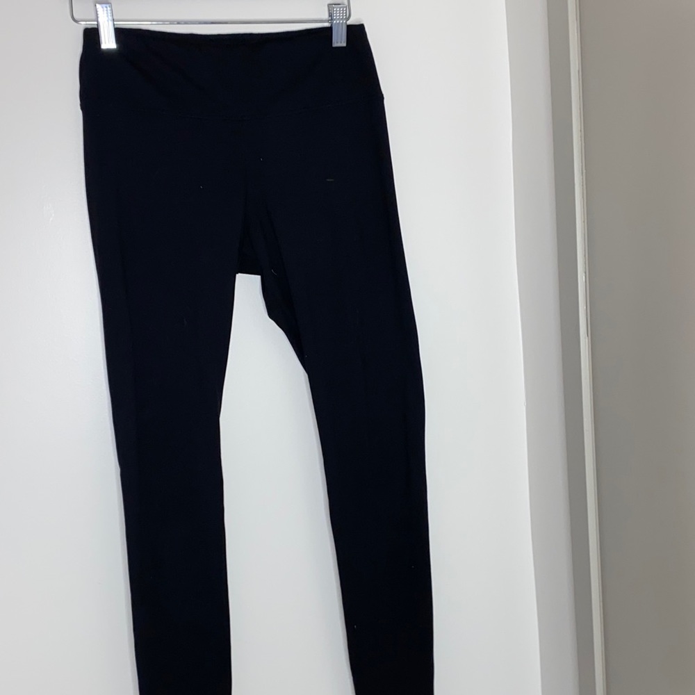 Black leggings